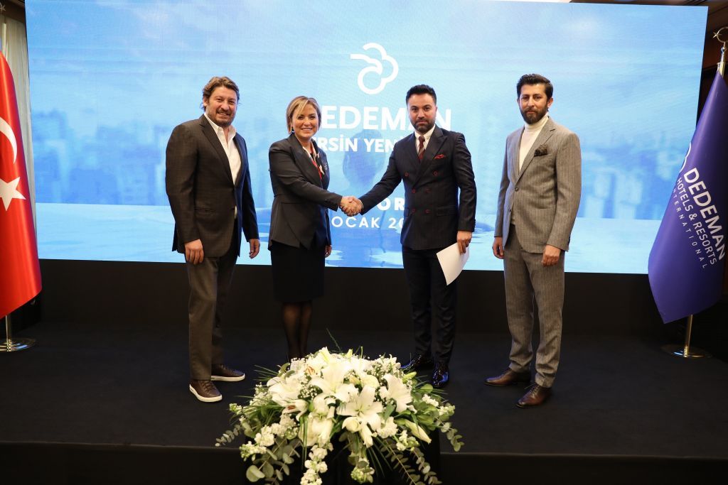 Dedeman Mersin signing ceremony