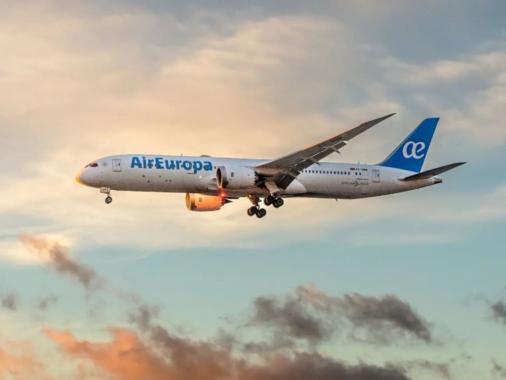Iag Agrees To Acquire Air Europa 1 Air Europa