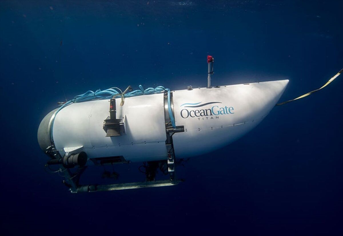 Titanic Submersible