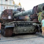 Ukraine'S Unconventional Attraction: War Tourism And Its Impact On Global Perception 4 090 ukraine war tourism 1