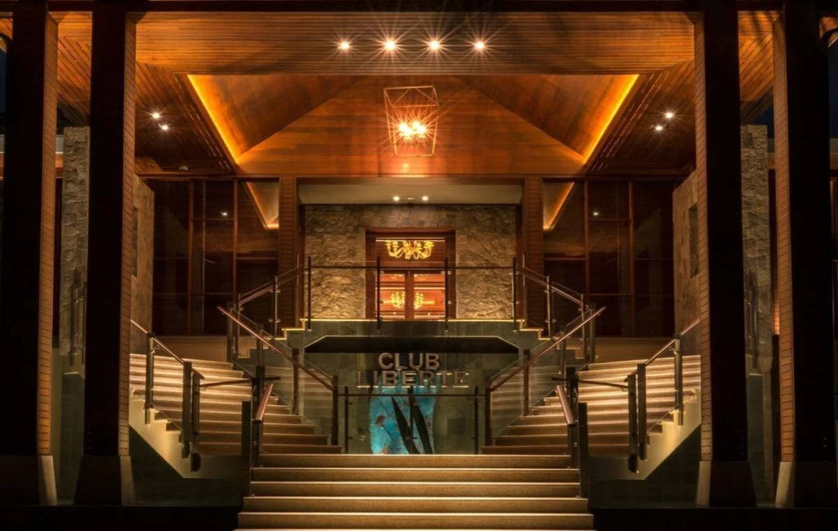 Seychelles own - Club Liberté Casino & 5-Spices Restaurant