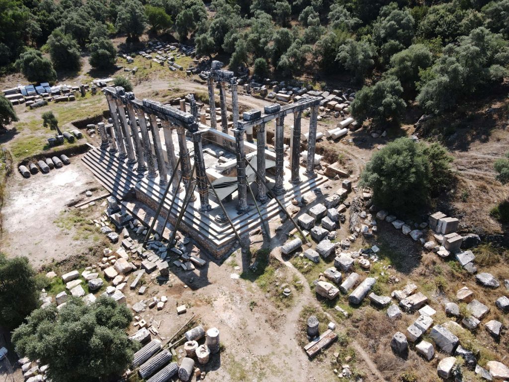 Zeus Lepsynos Temple in Türkiye