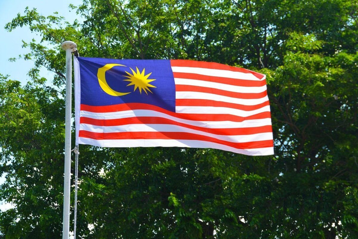 New Law To Grant Citizenship Rights To Overseas-Born Children Of Malaysian Mothers 2 Malaysian