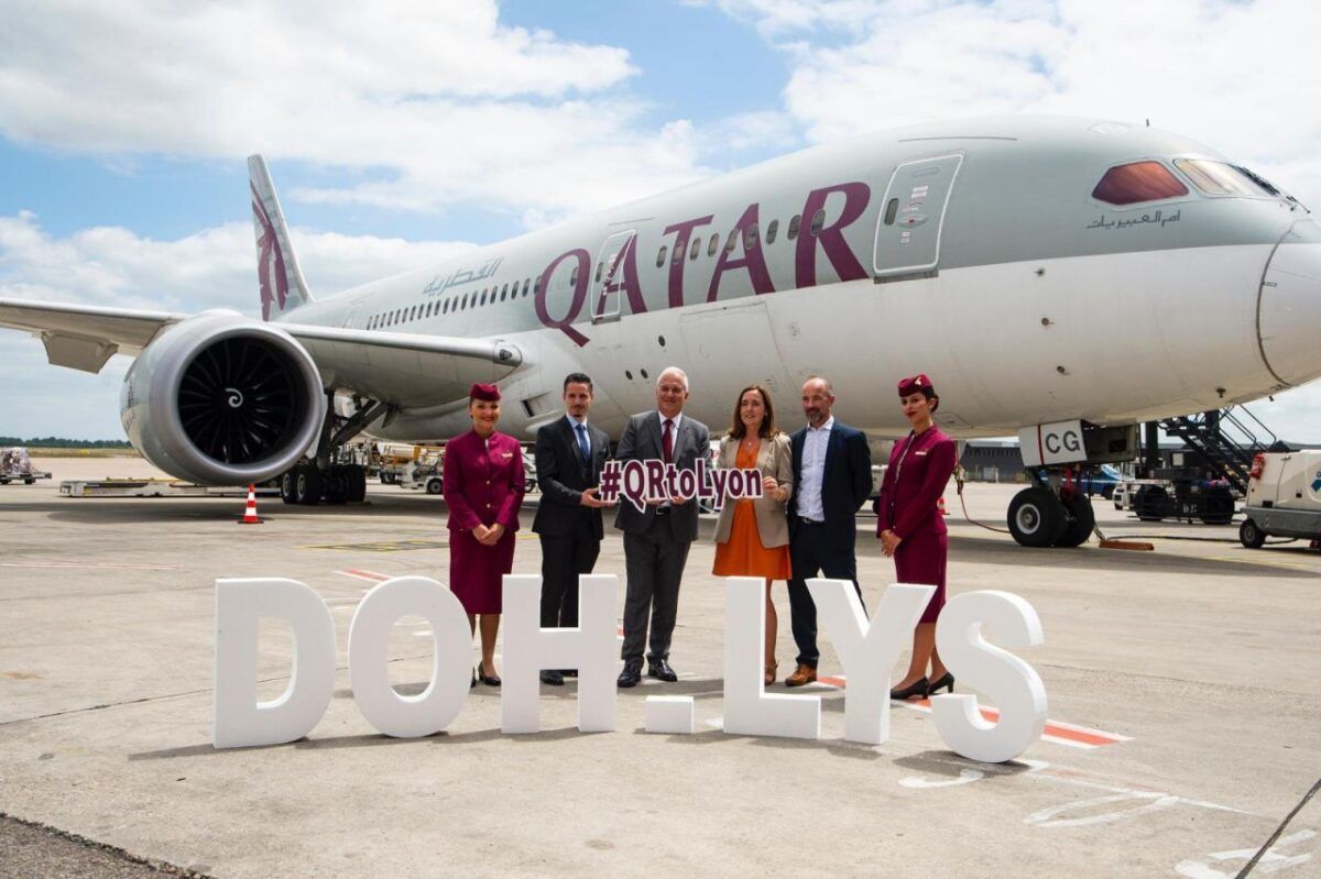 Qatar Airways Doha Lyon flight