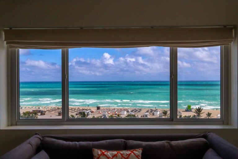 citizenM Miami Worldcenter