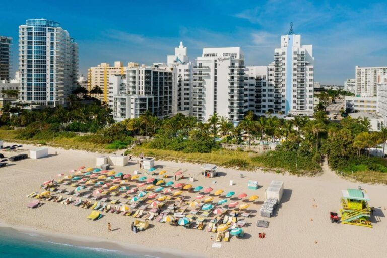 Luxury Travel 27 andaz miami