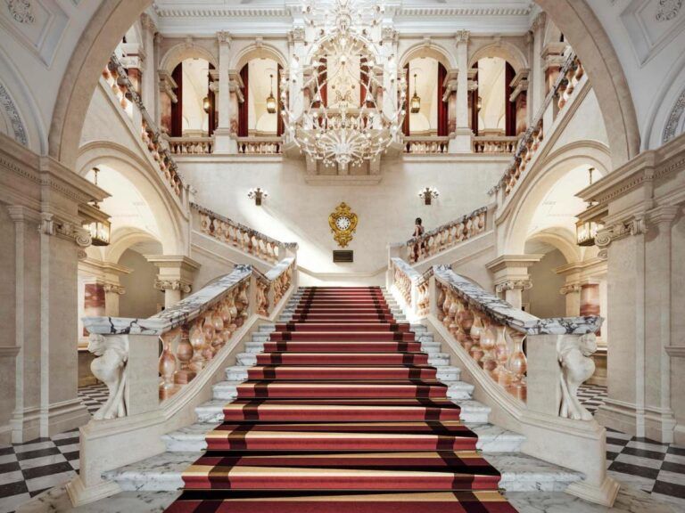 Luxury Travel 28 Raffles London
