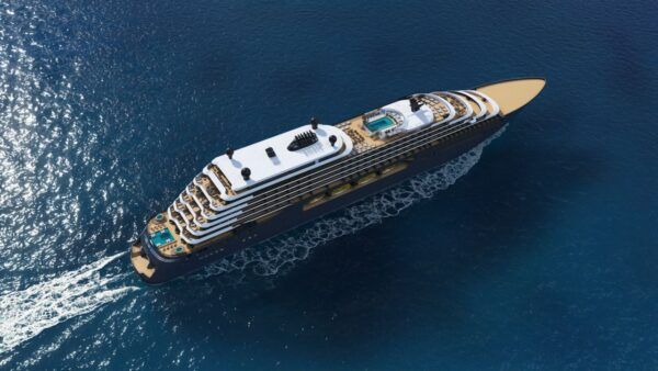 Home 10 Ritz-Carlton's Ilma Superyacht
