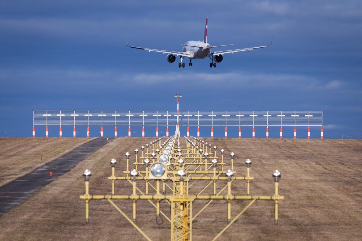 Plane landing