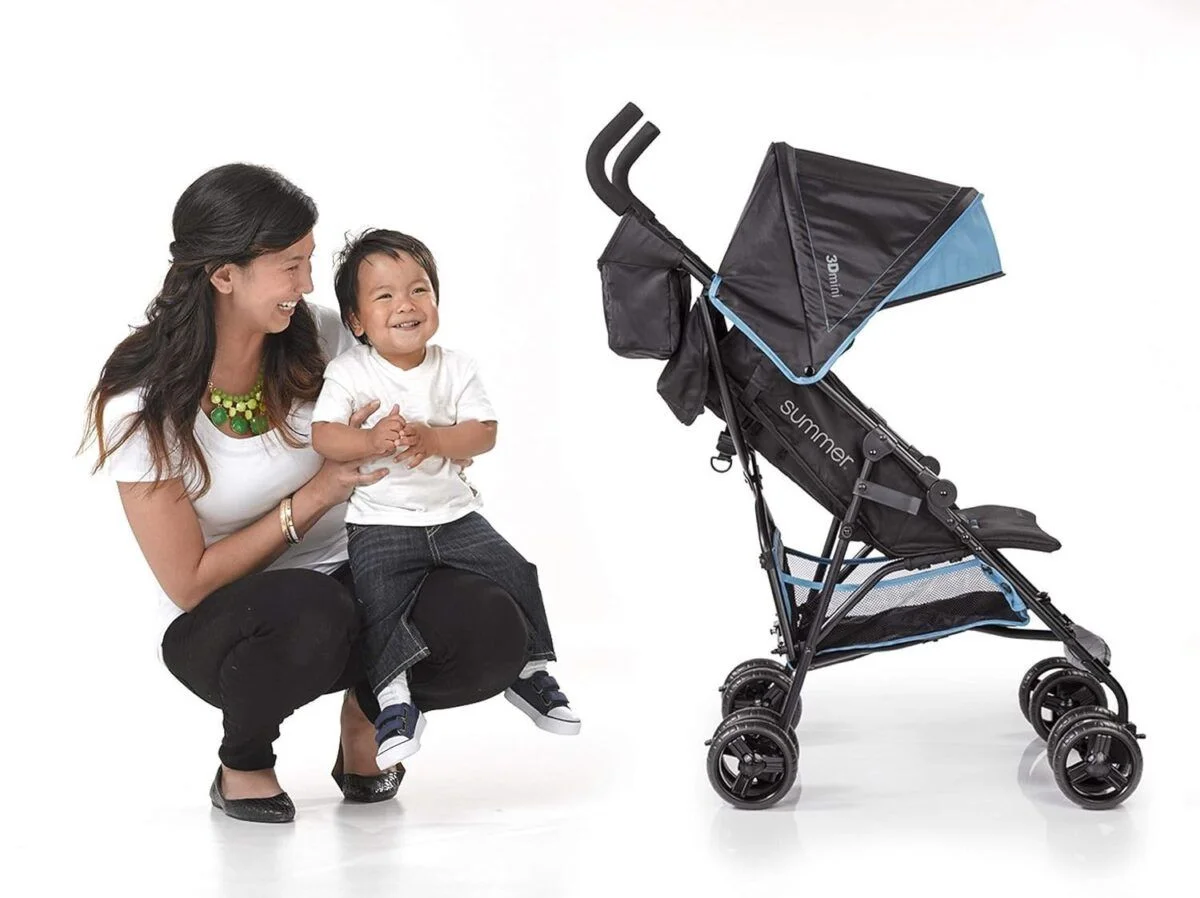 The Best Lightweight Strollers for Traveling with Your Newborn in 2023 -  Focus on Travel News