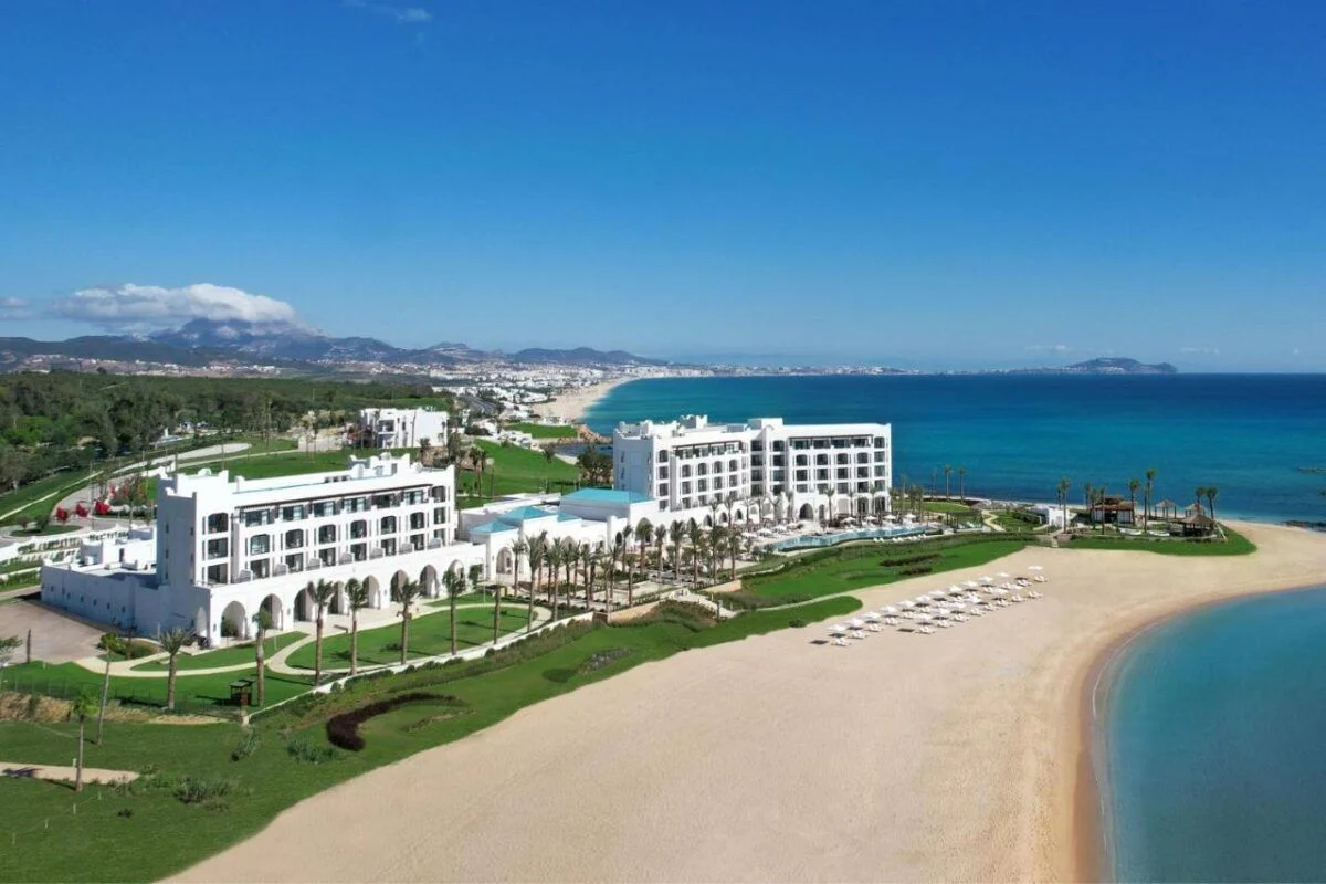 St. Regis La Bahia Blanca Resort