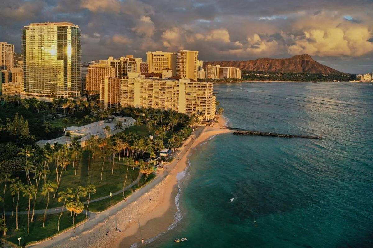 Wākea Waikiki Beach
