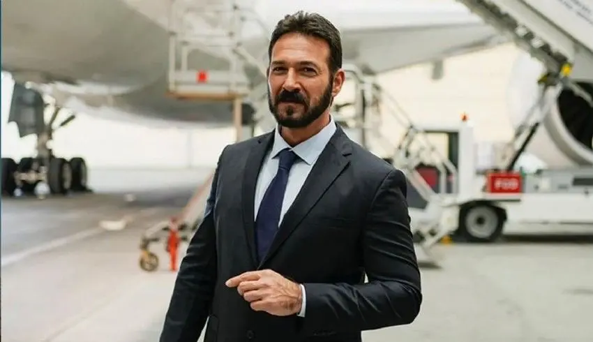 Berk Erçer plays at the first Turkish Airlines advertisement in 2024