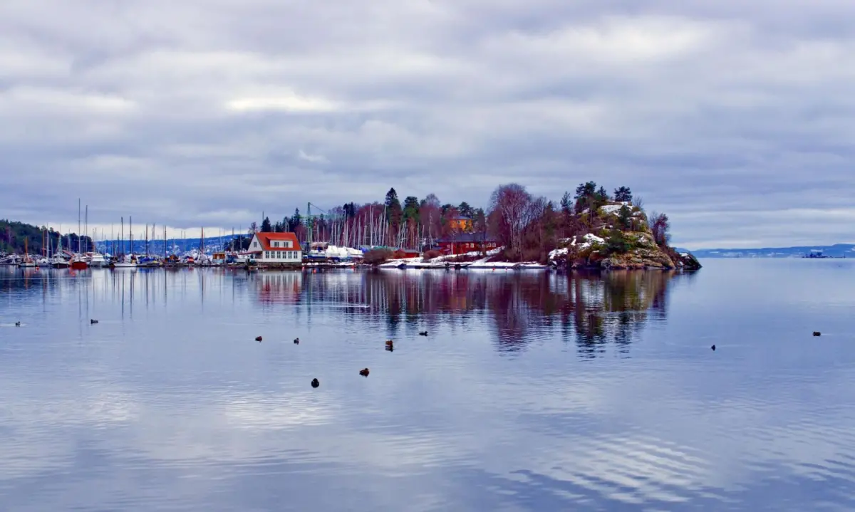 Oslo fjord near the island of Bygdy