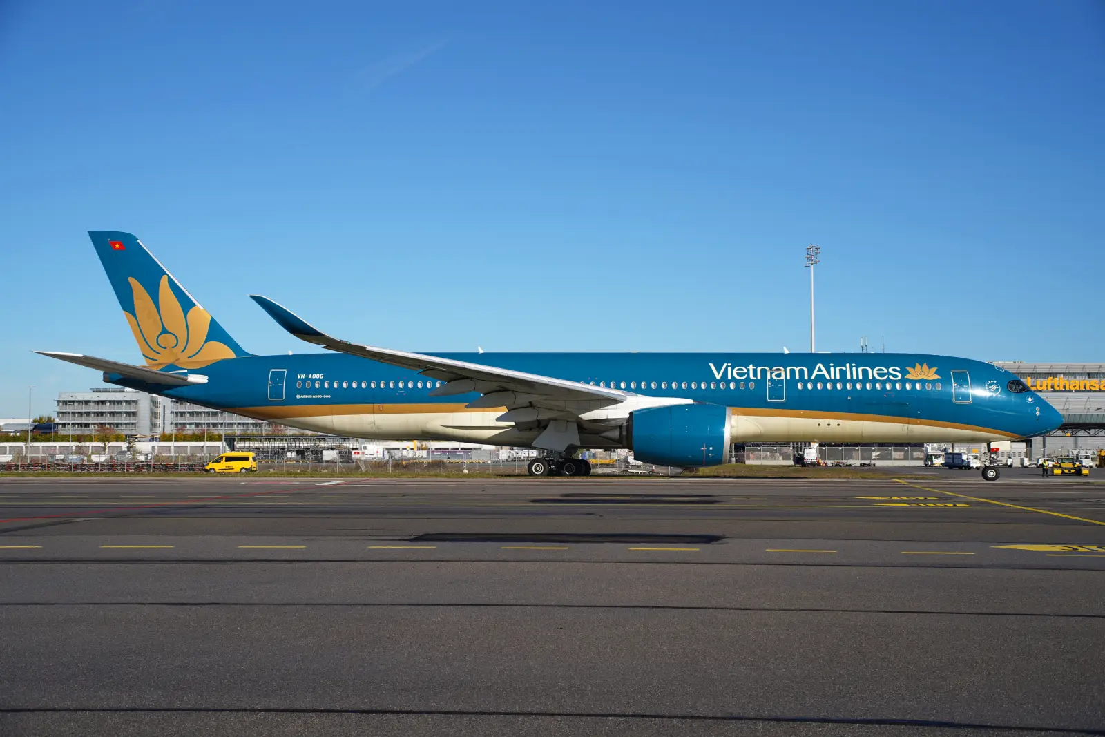 Vietnam flights cut as airlines respond to soaring fuel costs