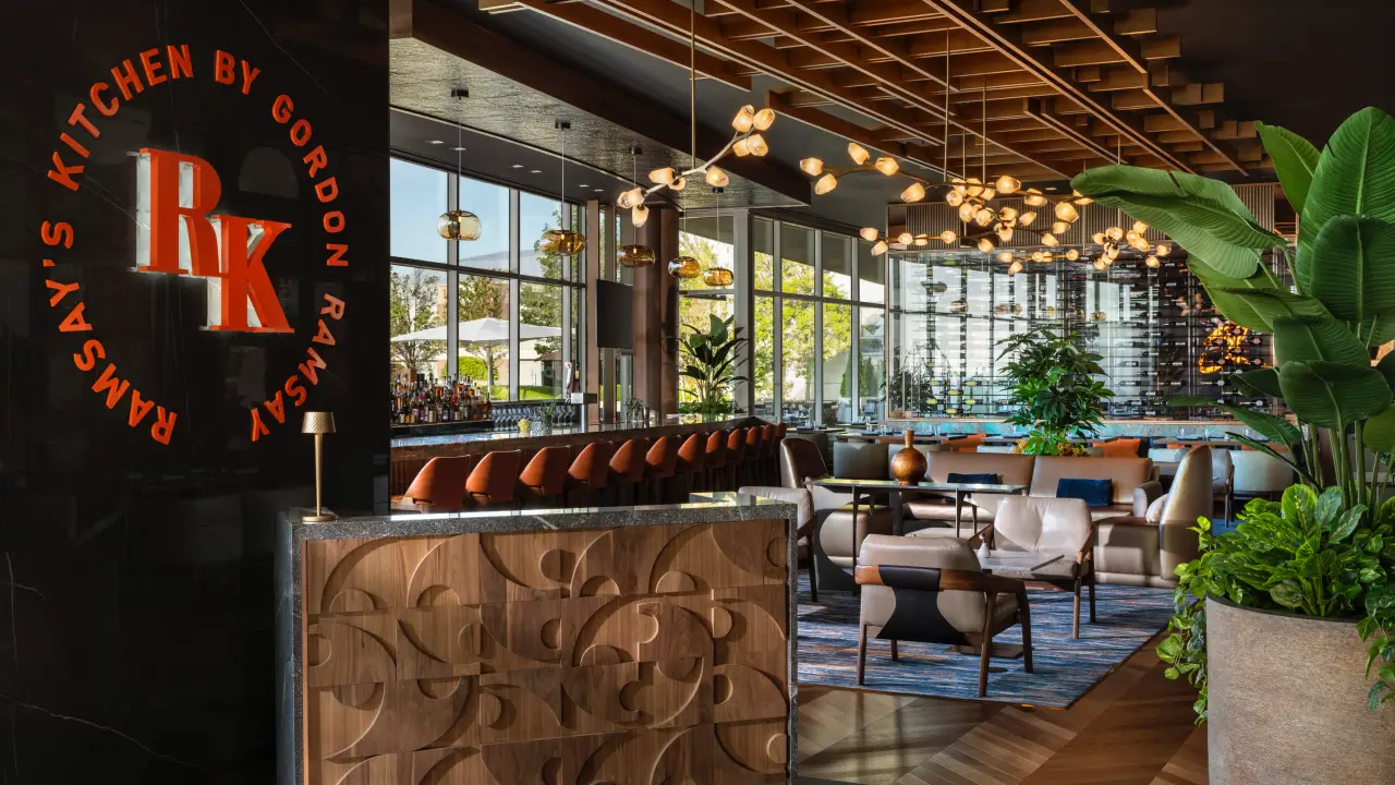 Gordon Ramsay Opens First St. Louis Restaurant at Four Seasons Hotel ...