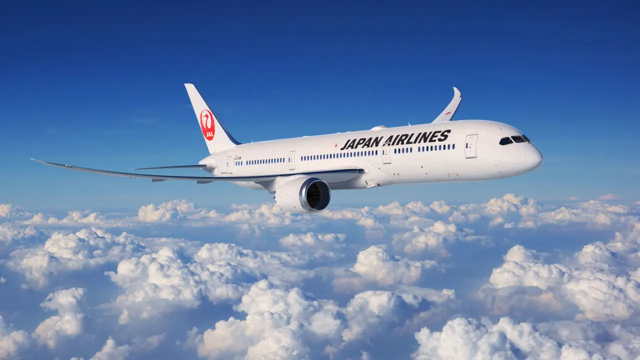 Japan Airlines Adds up to 20 More Boeing 787 Dreamliners