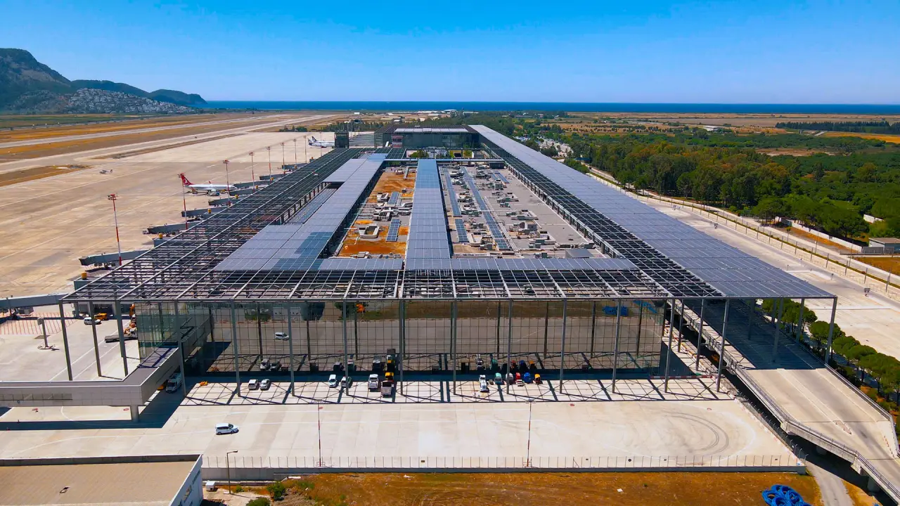 World's Largest Solar Roof Powers Dalaman Airport - Focus on Travel News