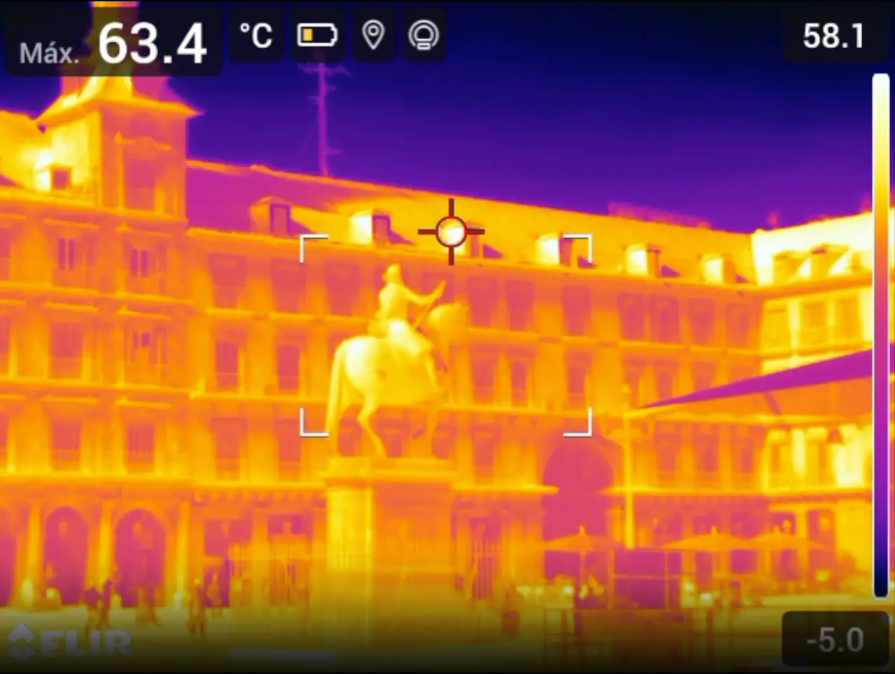 Madrid plaza de mayor Aug2024 thermal temperature