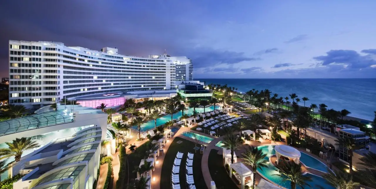 fontainebleau miami beach night aerial