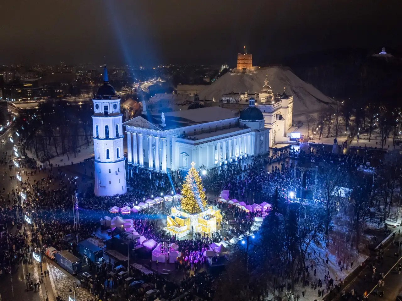 Vilnius Steals the Spotlight as European Christmas Capital 2025 – Focus on Travel News