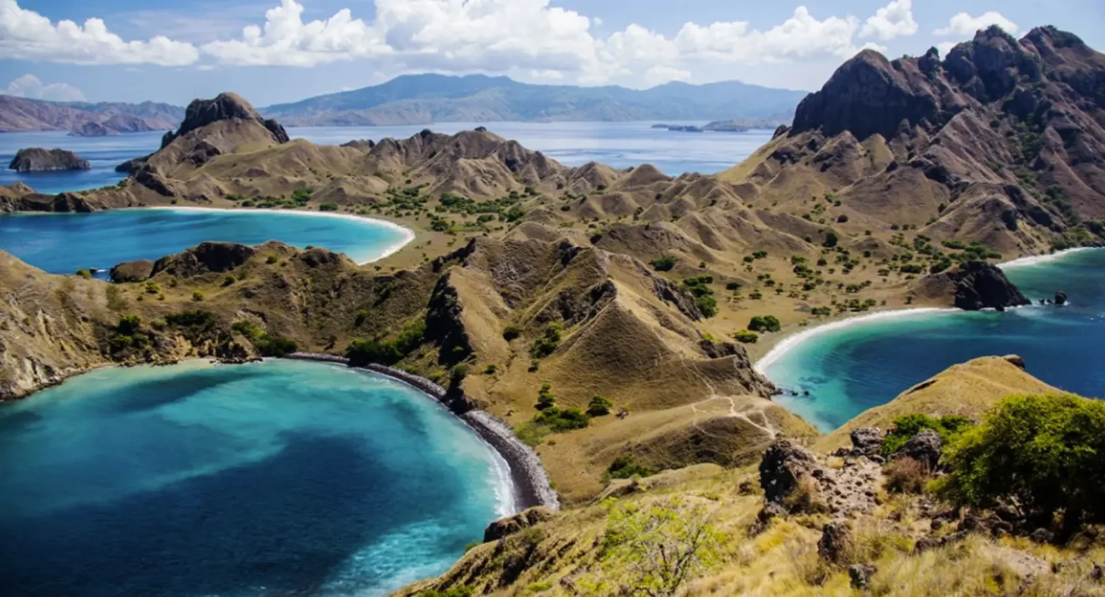 Visits To Komodo National Park Made Easier By Direct Singapore-Labuan Bajo Flights By Jetstar 32 padar island komodo national park