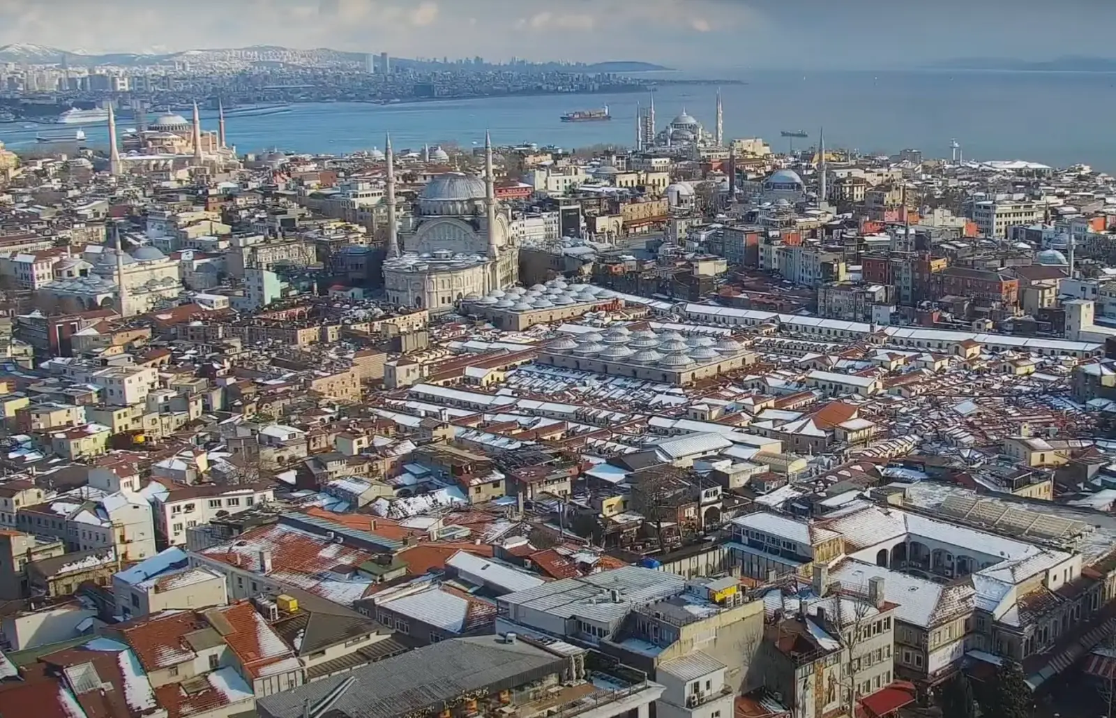 Istanbul Snowstorm Disruptions Continue: Latest Travel & Weather Update – Focus on Travel News