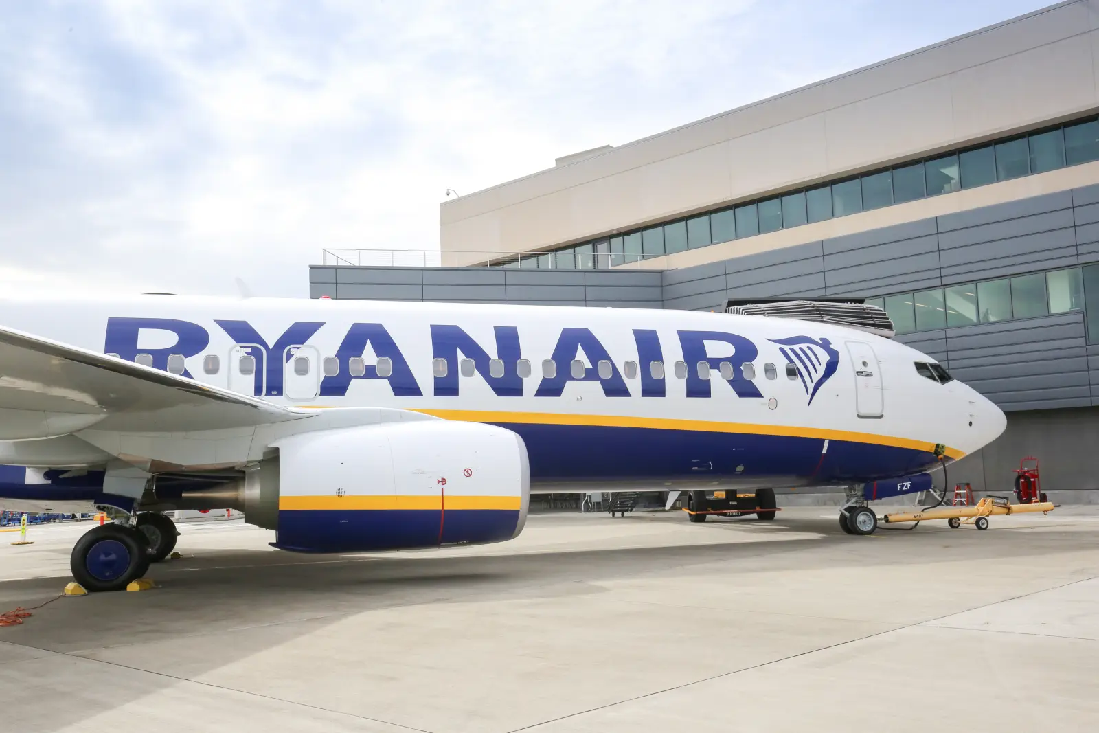 Ryanair Boeing 737-800 parked at an airport gate.