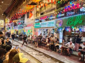 My Favourite Things To Do In Hanoi 9 3b. Train street 2 Hanoi