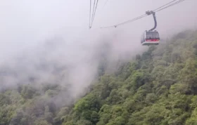9c. Cable car going up mountain 1