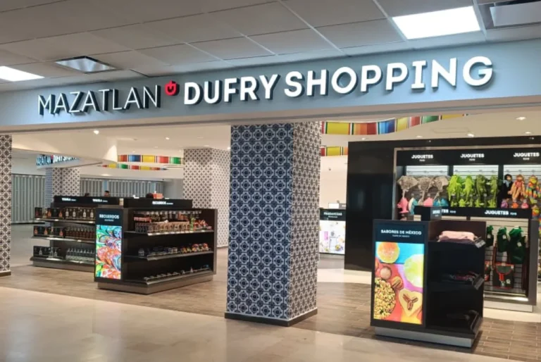 Mazatlán airport duty-free shop entrance with colorful local displays