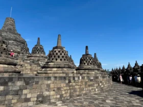 6b. Stupas 3