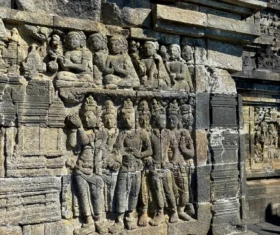 7b. Wall reliefs 1
