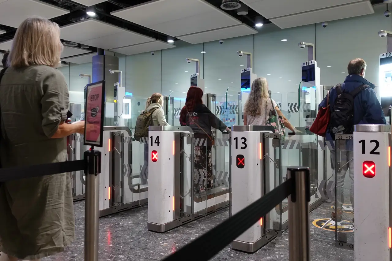 TSA and CLEAR Launch eGates to Speed Traveler Identity Verification at Airports