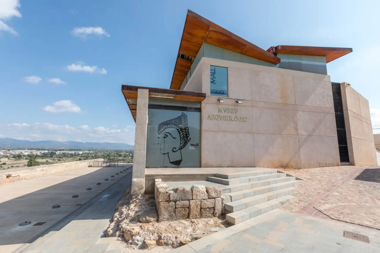 Spain’s Llíria Museum Reopens After Renovations And Modern Upgrades 2 Archaeological Museum of Llíria exterior with modern design and stone details