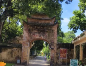 8a. Side gate small