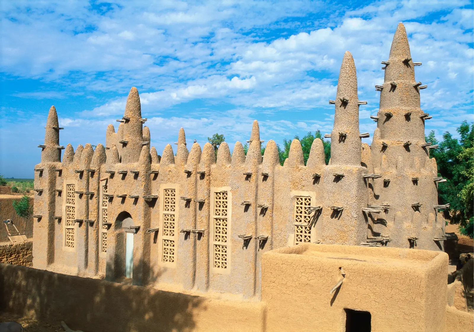 Mali Imposes $5,000 Visa Bond on U.S. Tourists in Response to New U.S. Policy
