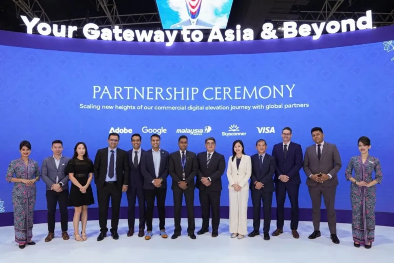 Technology 26 Malaysia Airlines and Malaysia Aviation Group executives announce a global technology partnership with Google, Adobe, Visa, and Skyscanner.