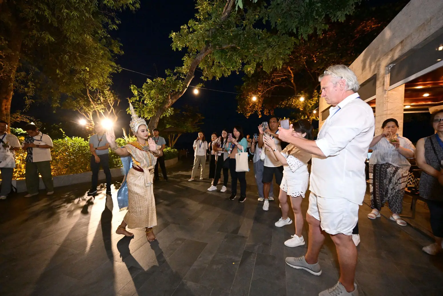 Thailand Ramps Up Efforts To Attract Premium Mice Groups 6 Traditional Thai dancer performs for international MICE delegates during an evening cultural event in Thailand.