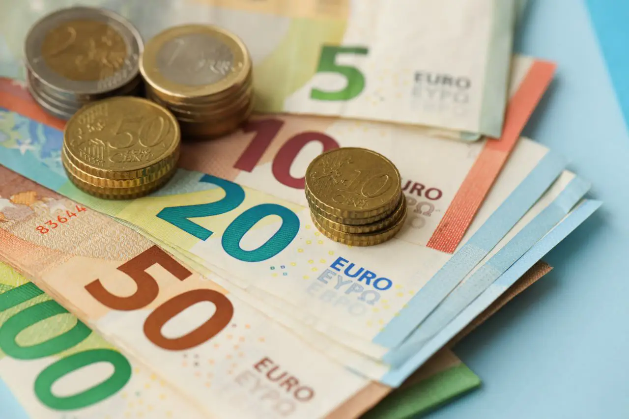 Bulgaria switches to the euro from January 2026