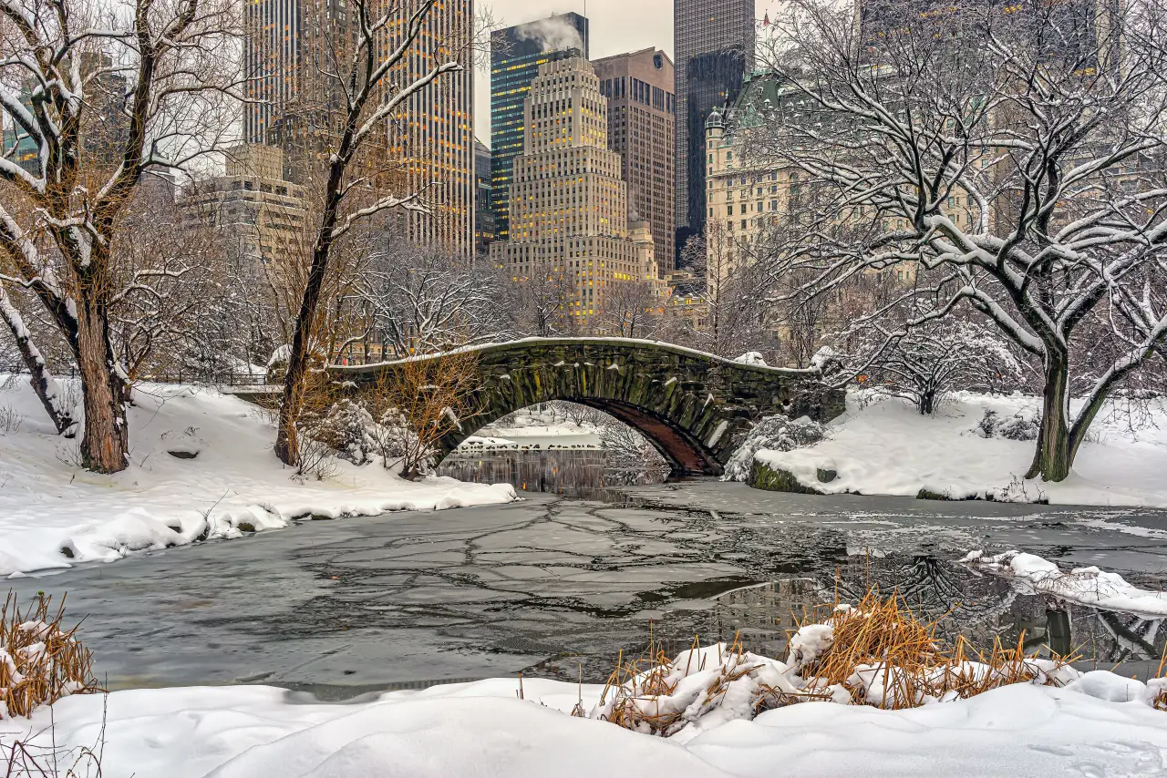 205 million under alert as major winter storm sweeps the U.S.