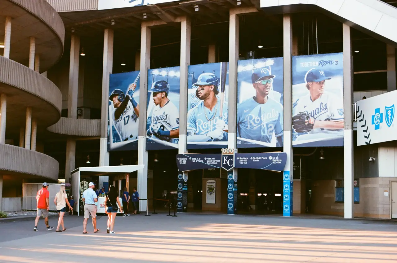 Kansas Sports Tourism: Racing, Football, and Fan Adventures