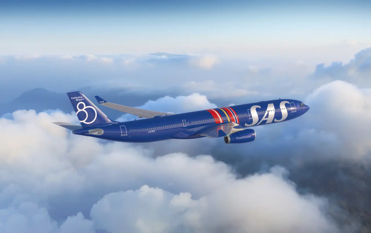 SAS 80years aircraft