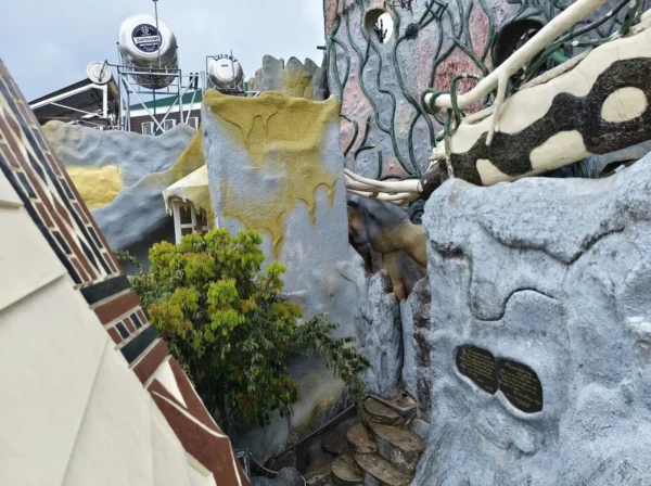 The Weird, Wild And Wonderful Crazy House In Da Lat, Vietnam 5 2c. quirky