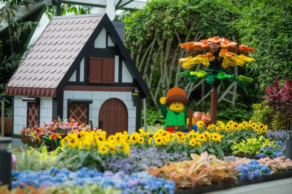 Southeast Asia’s Largest Lego Botanicals Blossom At Jewel Changi Airport 7 3d. Autumn Cottage Garden Set at Foggy Bowls