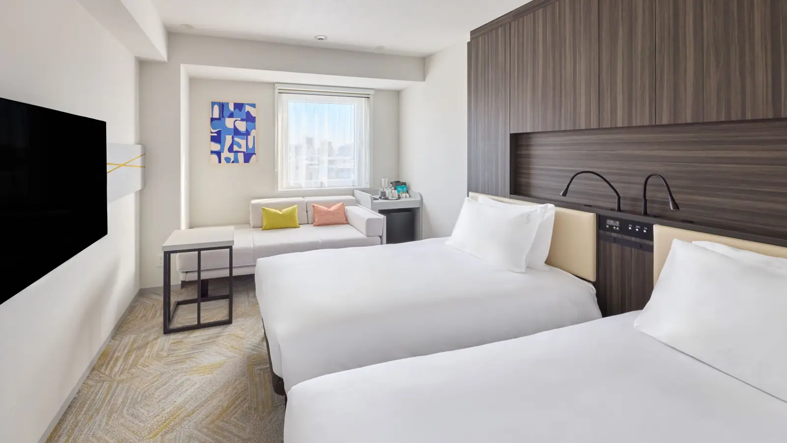 Twin guest room at Holiday Inn Express Sapporo Susukino featuring Generation 5 design