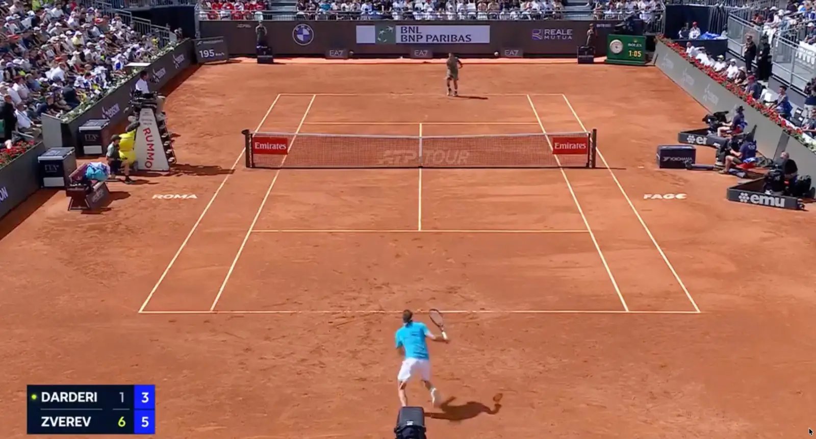 Darderi and Zverev in action on Campo Centrale at the 2026 Italian Open in Rome