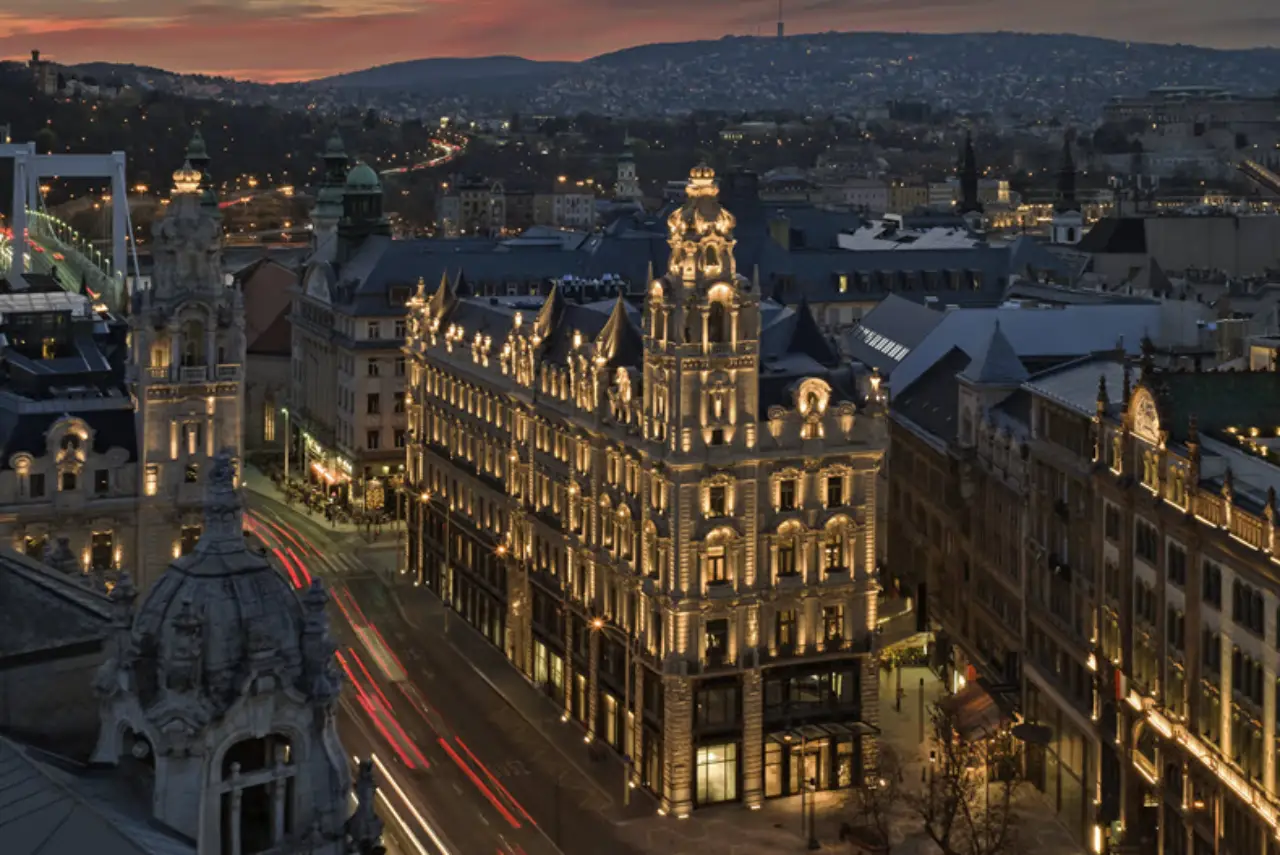 St. Regis Budapest Klotild Palace illuminated at night