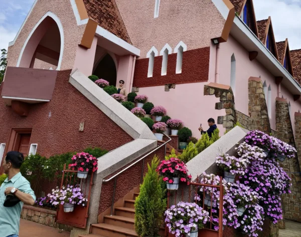 2b. Floral staircase