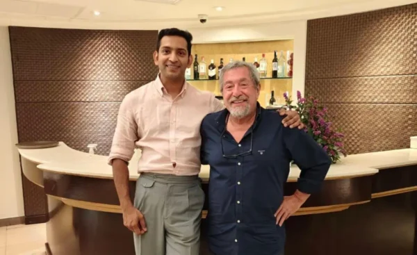Home 10 Ajish Menon, Hotel Manager of Dusit Thani Hua Hin, and Suat Töre, Founder of Turizmcinin Gazetesi, pose together during an interview at the hotel in Hua Hin, Thailand.